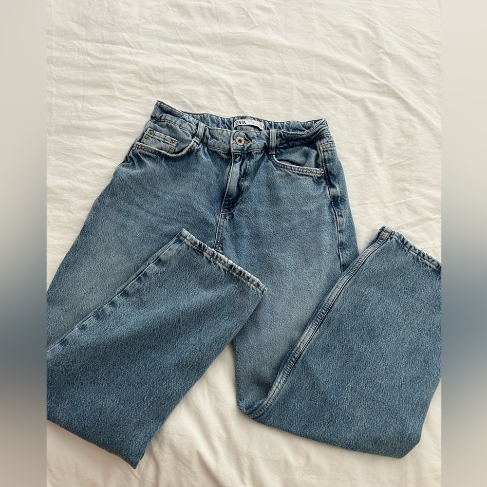 Zara straight leg denim size 2